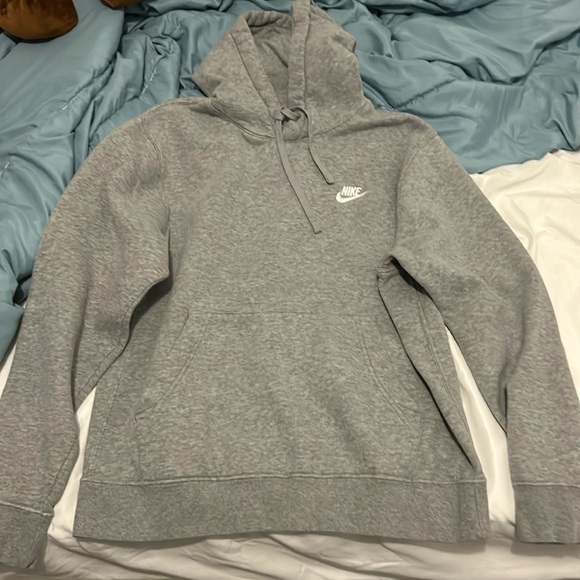 Grey nike hoodie - Picture 1 of 1